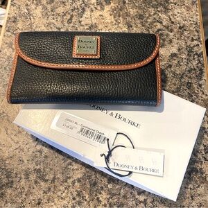 Dooney & Bourke Wallet/Clutch